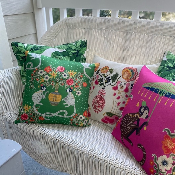 Pillow Cover - Staffordshire Dogs + Ginger Jar OR Tigers - Grandmillennial Decor - Picture 1 of 10